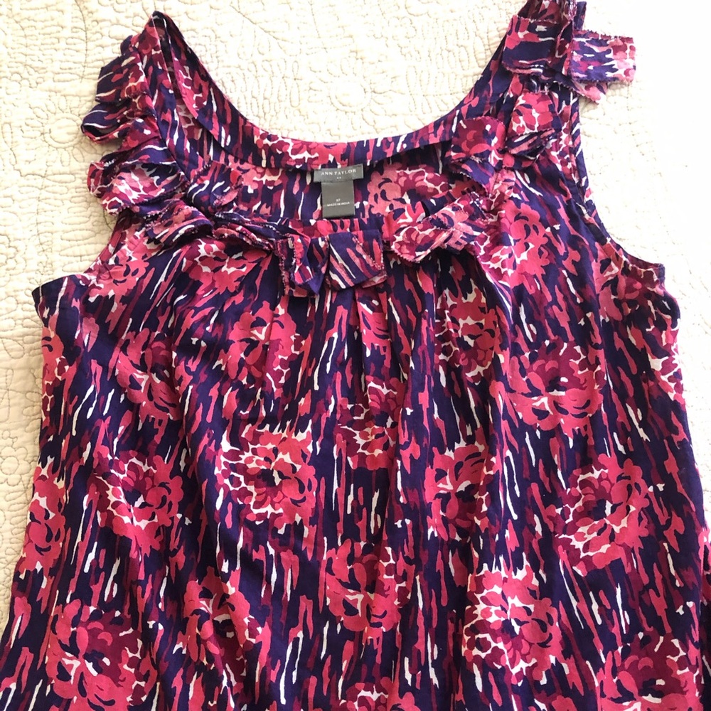 3 TOPS ANN TAYLOR & LOFT SLEEVELESS SHIRTS TOPS